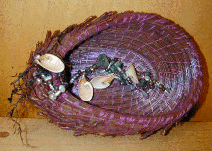 violetabalone9.GIF (104088 bytes)